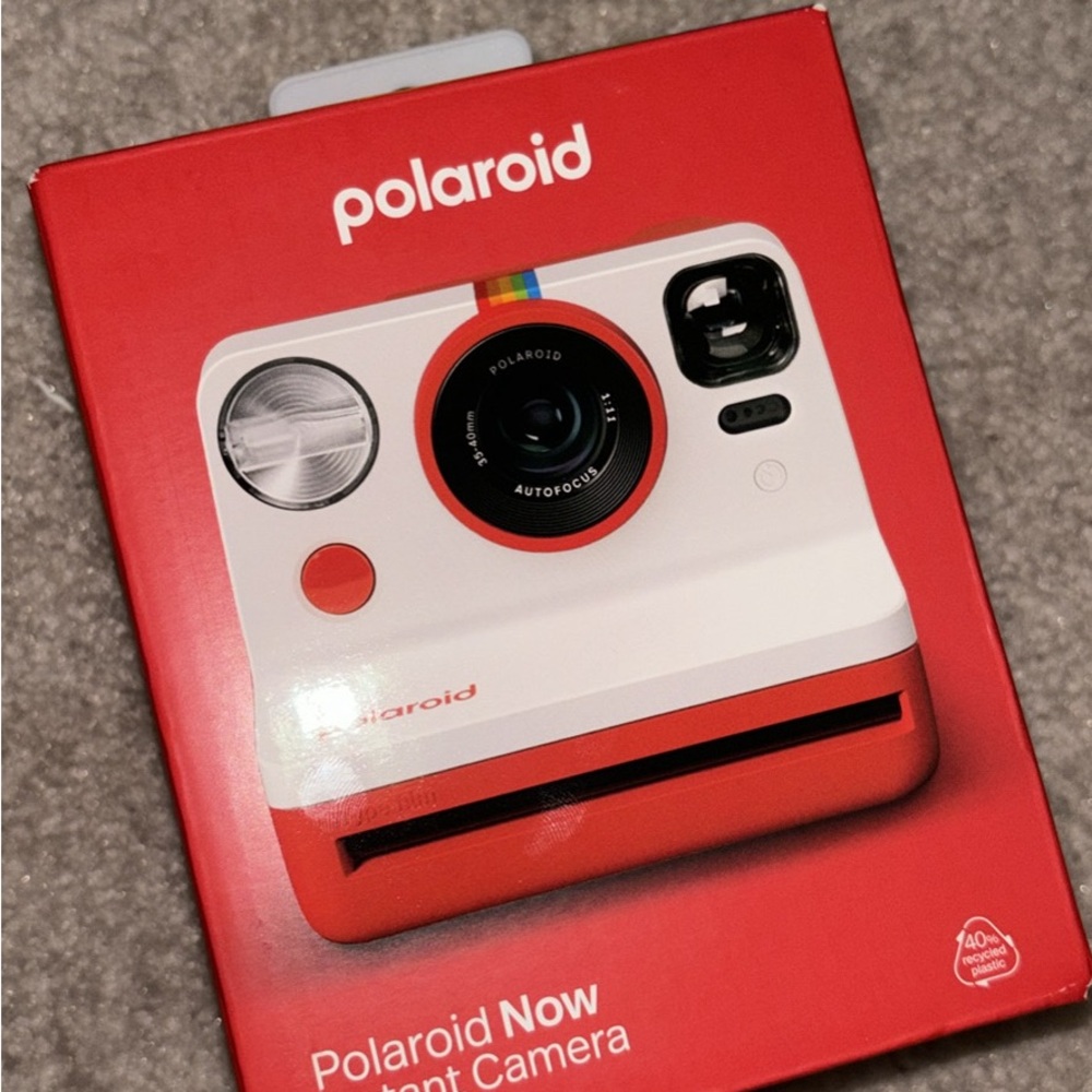 Polaroid Now 2nd Generation I-Type Instant Film Camera - Red